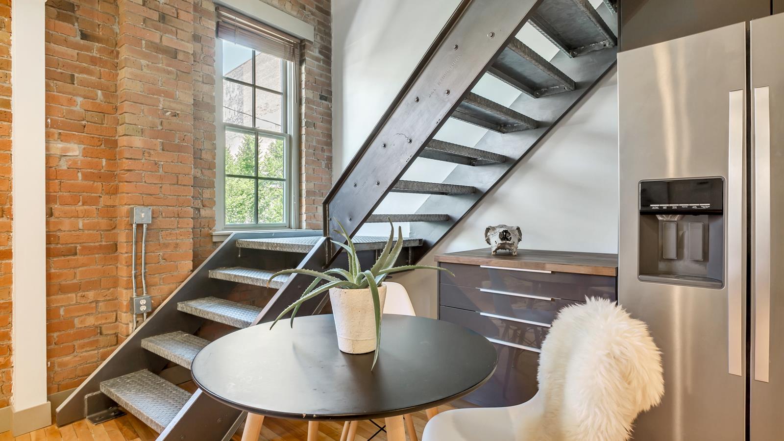 Pierpont Loft Downtown Love cityhomeCOLLECTIVE